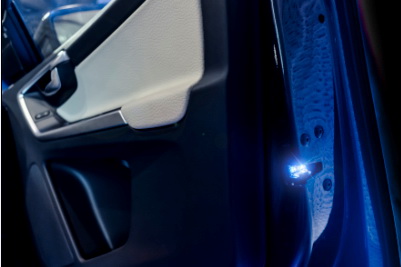 Kiekert开发LED汽车门锁，提高可视化安全性